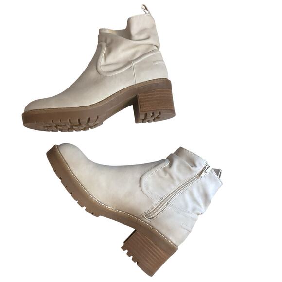 Bullboxer B-52 Beige Luge Sole Ankle Booties Women's 9M Chunky Heel Side Zip - Picture 9 of 11